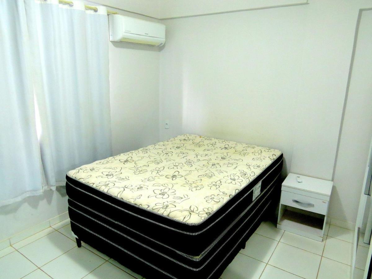 Lagoa Flat Service - Apartamentos Para Temporada Caldas Novas Dış mekan fotoğraf