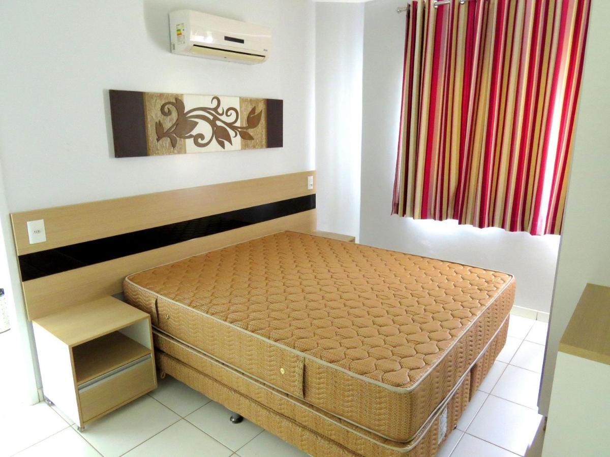 Lagoa Flat Service - Apartamentos Para Temporada Caldas Novas Dış mekan fotoğraf